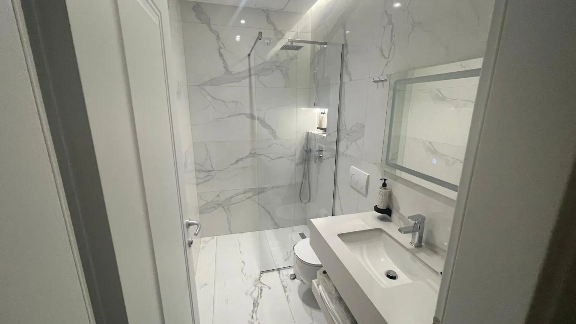 ****  Seaside Hotel Vlore Albania